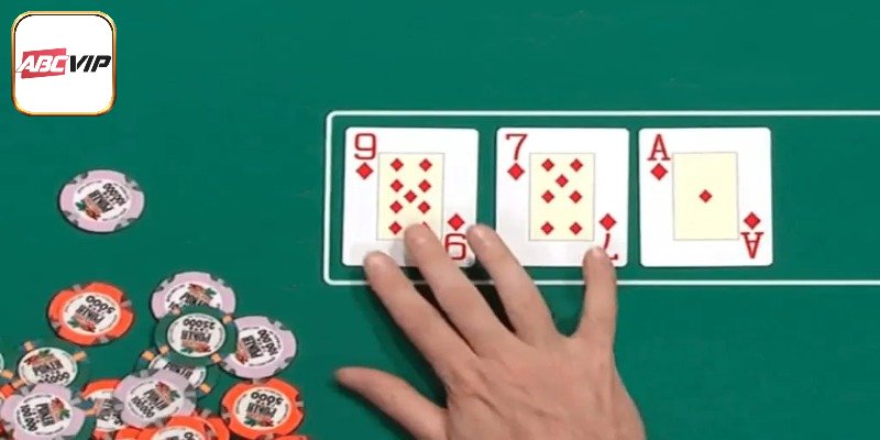 Khám phá luật lệ chơi xì tố dễ hiểu